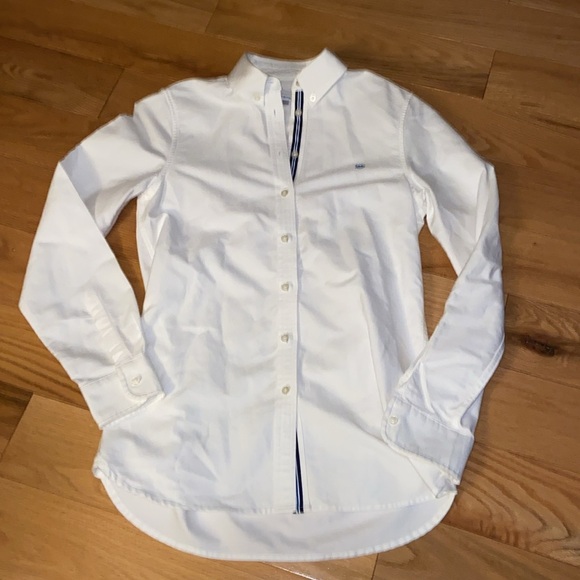 Madison Oxford Shirt in Classic White by Southern Tide, size XXS, EUC - Picture 4 of 11